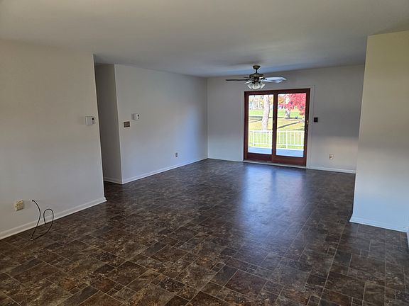 3rd image of 5819 Shepherd Hills Ave