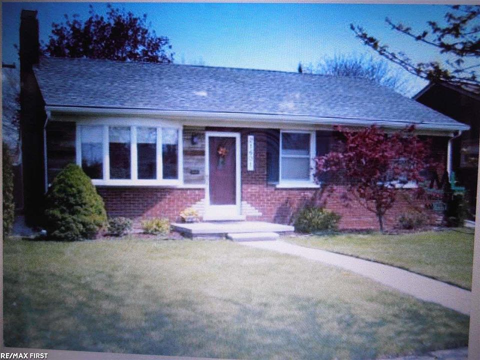 1st image of 21601 Edmunton St