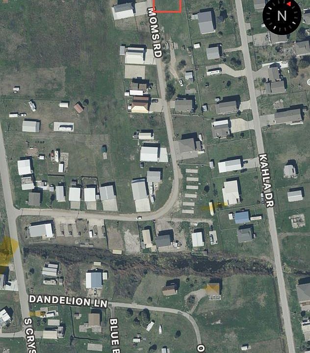 1st image of 912 Moms Rd