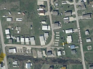 912 Moms Rd, Crystal Beach, TX 77650