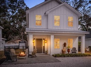 118 Maple St, Saint Simons Island, GA 31522