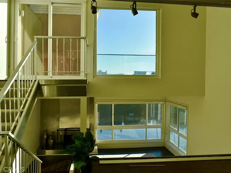 6400 Pacific Ave #311 — Photo 19