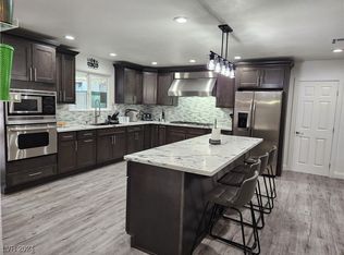 208 Falcon Ln, Las Vegas, NV 89107