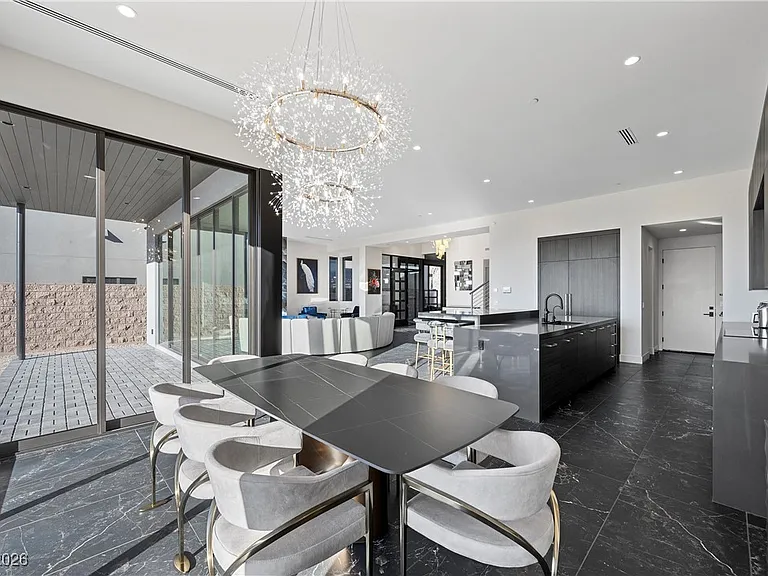 577 Overlook Rim Dr — Photo 20