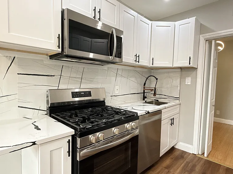 155 Union Ave #201 — Photo 7