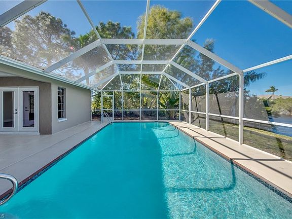 3rd image of 2075 NW 17th St