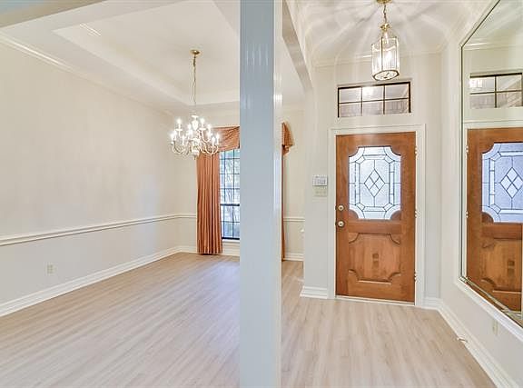 5th image of 6907 Thornbird Ln
