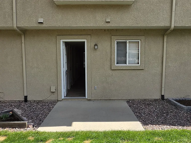 7884 Antelope Ridge Point — Photo 2