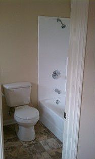 5th image of 1795 Richardson St