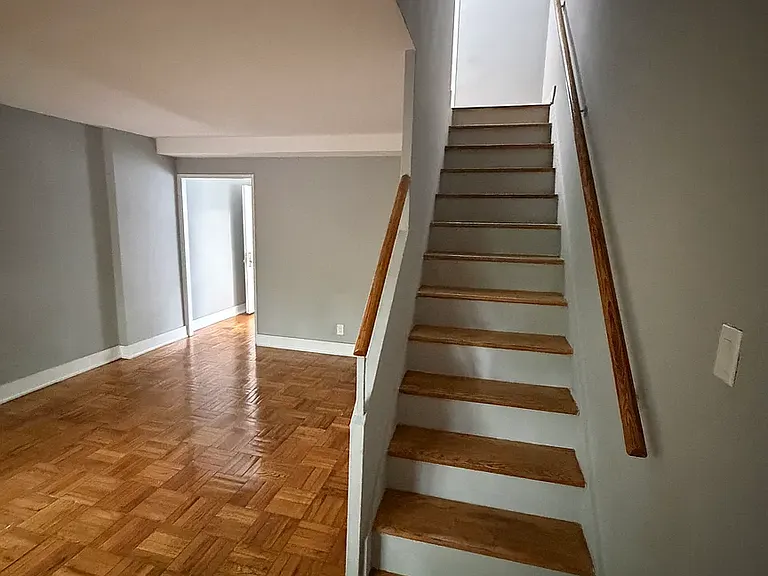 192-04D 71st Cres #L — Photo 6