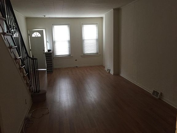 4th image of 1108 Cantrell St