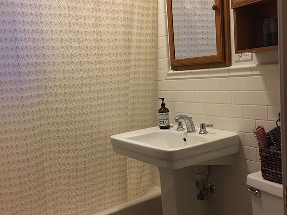5th image of 4403 N Mozart St #3
