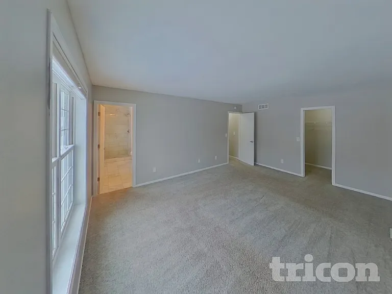 2303 Leyland Cir — Photo 11