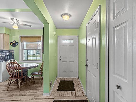 3rd image of 25283 Julianna Dr