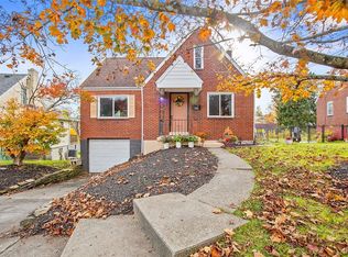 1050 Cox Pl, Pittsburgh, PA