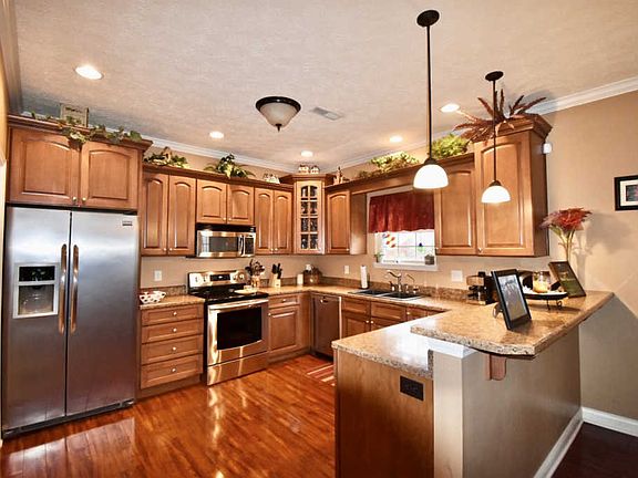 5th image of 4439 Stergen Dr