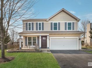 789 Honeysuckle Ln, Aurora, IL 60506