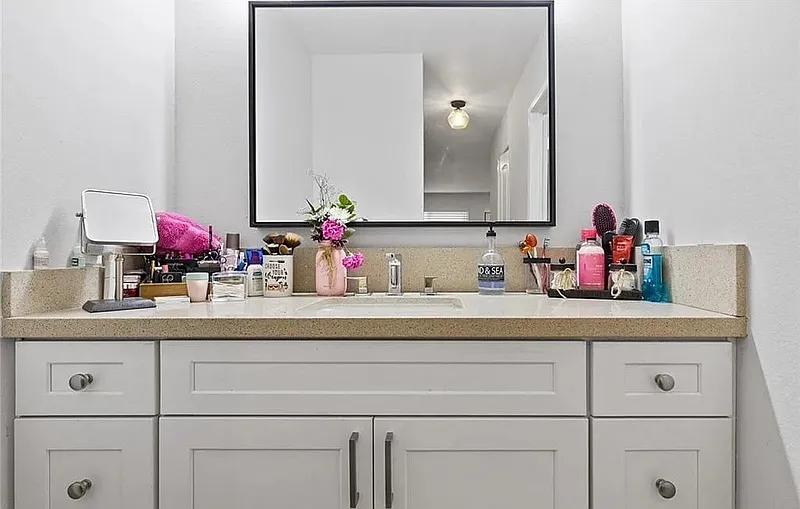1 bed, 1.0 bath, 682 sqft, $1,700 — Photo 4