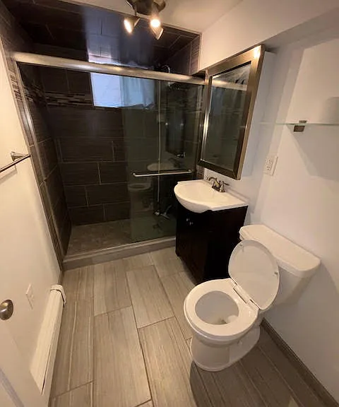 2438 W 40th Ave #BASEMENT — Photo 2