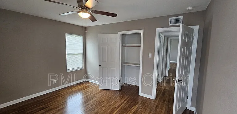 638 Sharon Dr — Photo 15