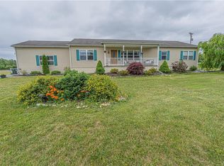 897 N Summit Rd, Bath, PA 18014