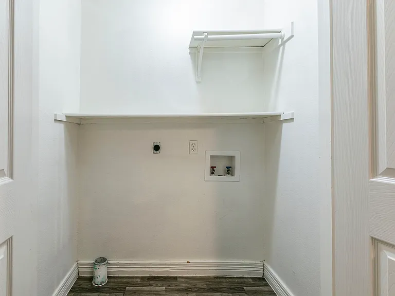 101 Meadow Park Cir — Photo 15