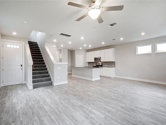 5th image of 7508 Burnham Pl