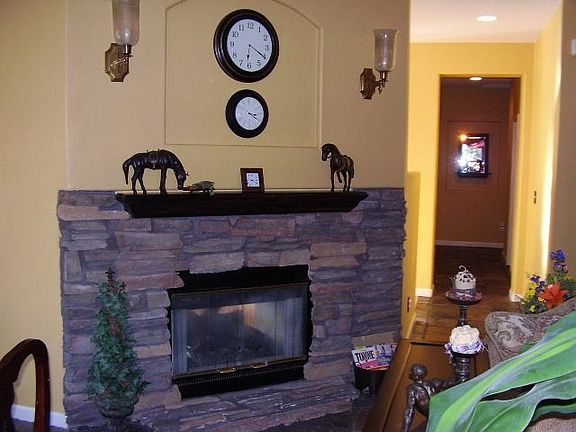 Custom livingroom fireplace