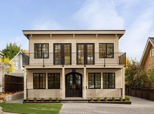 135 Passmore St, Victoria, BC V8S3V6