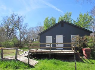 1107 Beech St, Bonham, TX 75418