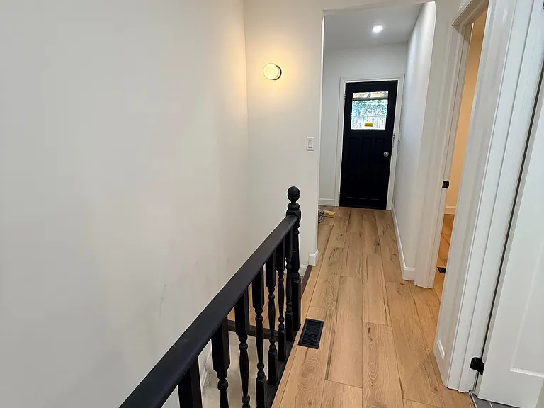 132 Hazelwood Ave — Photo 6