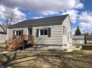 118 10th St N, Breckenridge, MN 56520