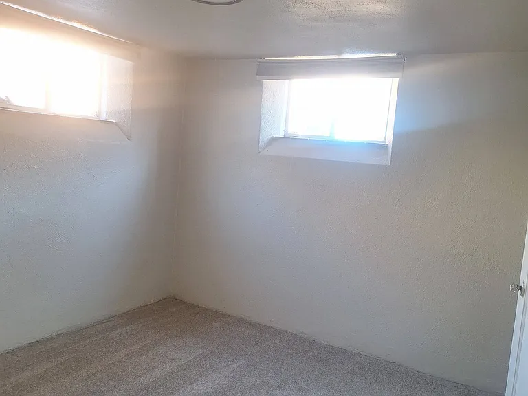1944 S Columbine St — Photo 10