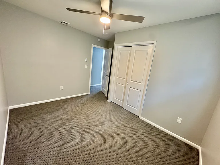2731 Diane Blvd — Photo 17