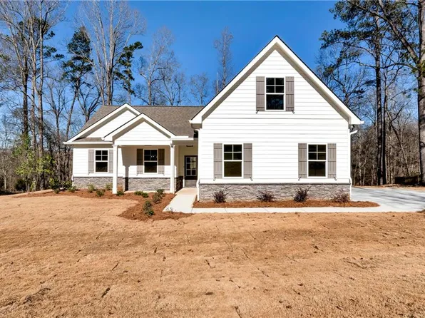 343 Edgefield Dr, Commerce, GA 30529