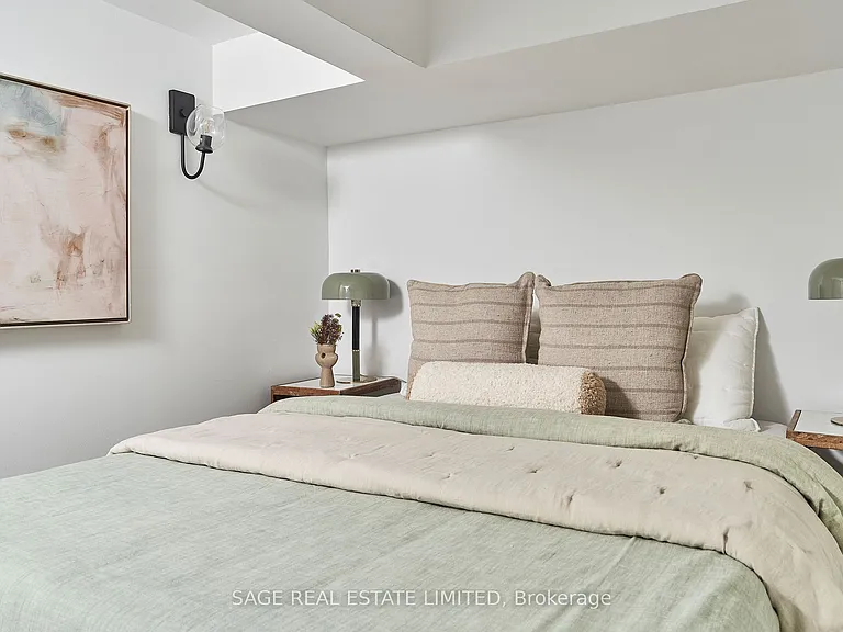 115 Gore Vale Ave — Photo 26