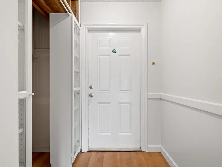 620 NE 12th Ave #602 — Photo 30