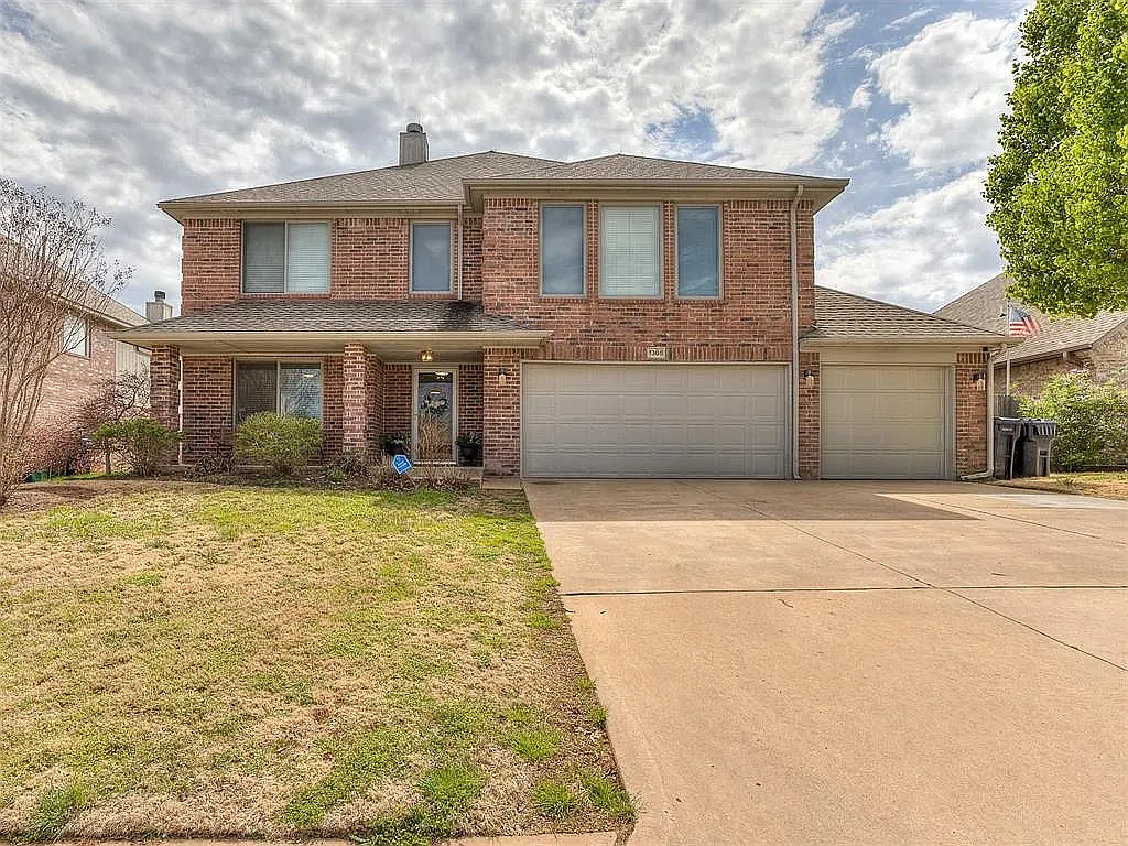 4 bed, 3183 sqft, $2,950 — Photo 1