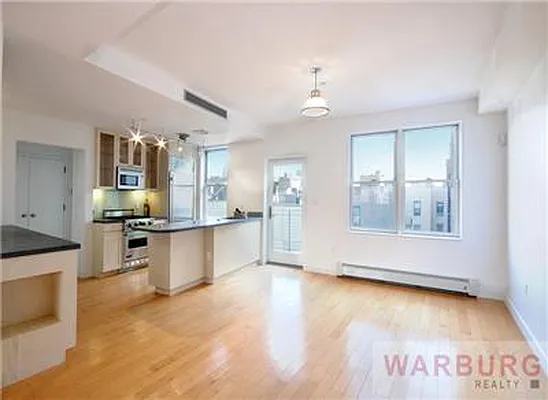 Rented by Warburg | media 2