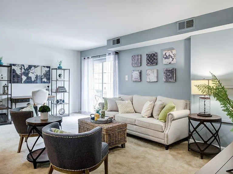 Main Street Apartment Homes — Photo 4