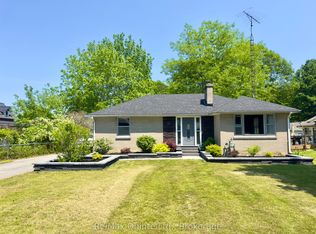 27 Centre St, Brighton, ON K0K1H0