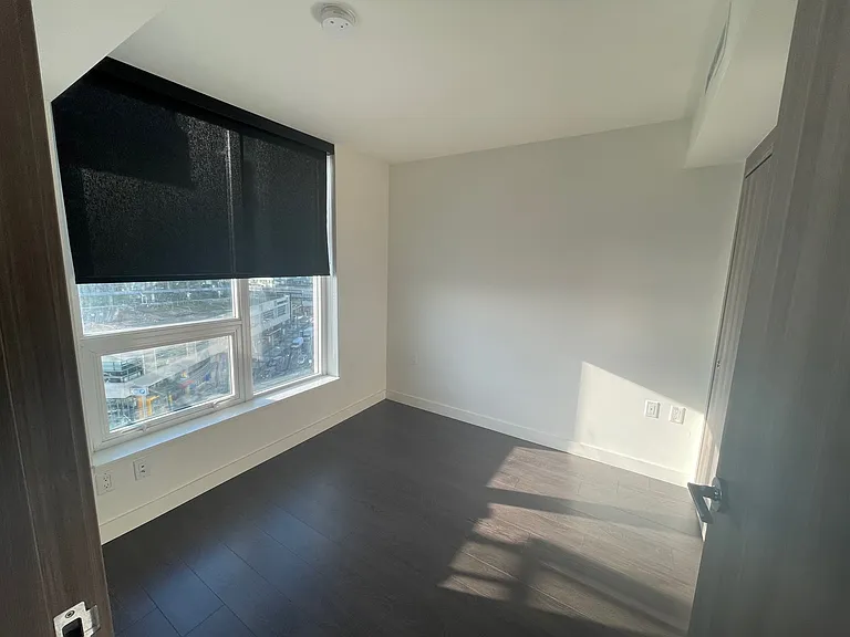 433 SW Marine Dr #1207 — Photo 8