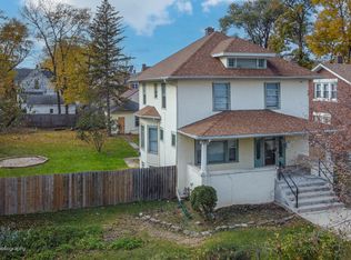 109 Seeser St, Joliet, IL 60436