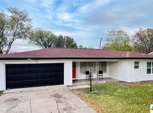 214 Travis St, Port Lavaca, TX 77979