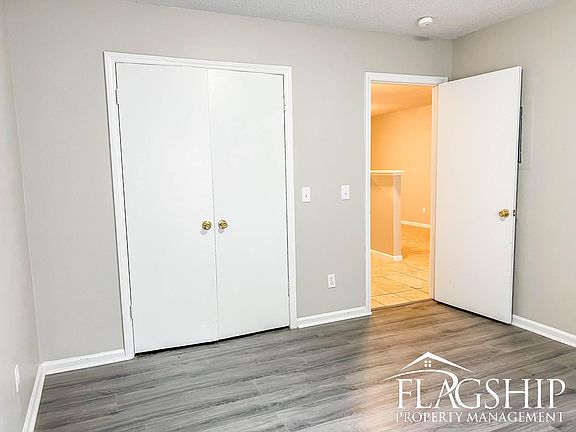 2nd image of 3212 Summer Pl Unit 7