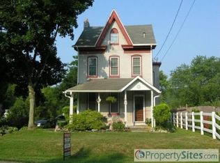 2098 Farmington Ave, Boyertown, PA 19512