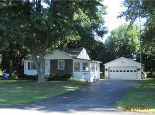 2046 Westside Dr, Rochester, NY 14624