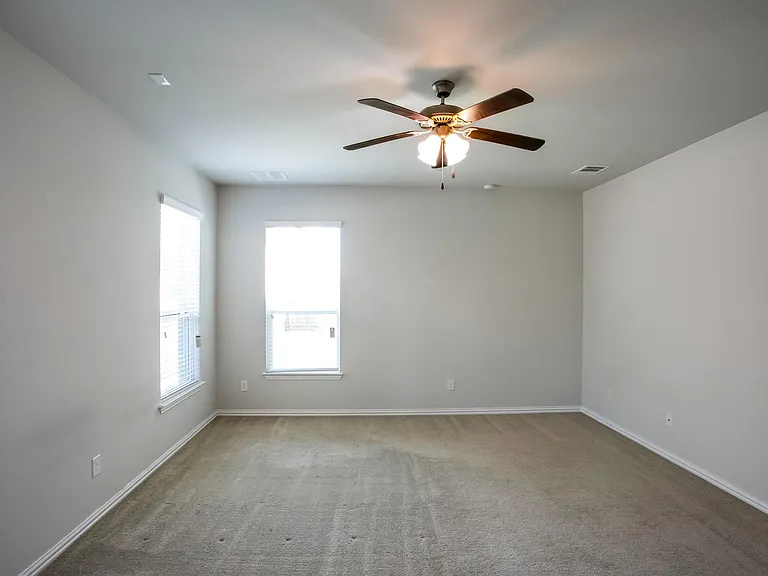 8049 Arezzo Dr — Photo 16