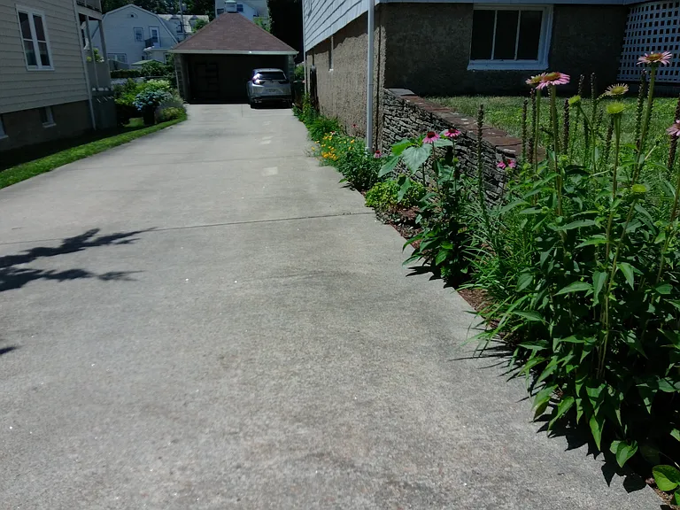 Templeton Pkwy — Photo 21
