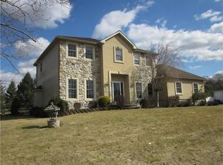 2875 Destiny Ln, Easton, PA 18040